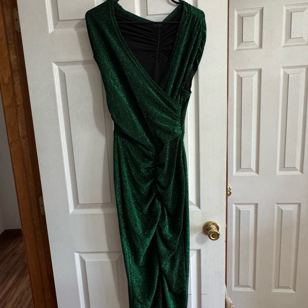 Sparkling Emerald V-Neck Ruched Maxi Dress